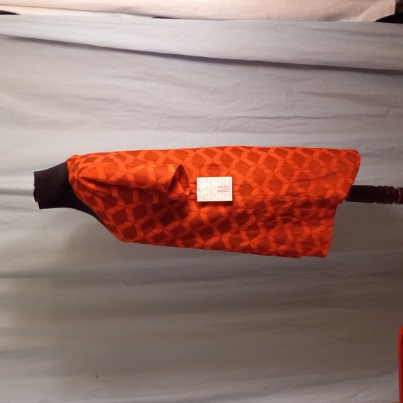 LuLaRoe M Classic T Tee Shirt NWT Orange - Picture 6 of 8